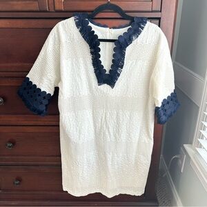 Belle Badgley Mischka white eyelet navy dot fringe shift dress size 6